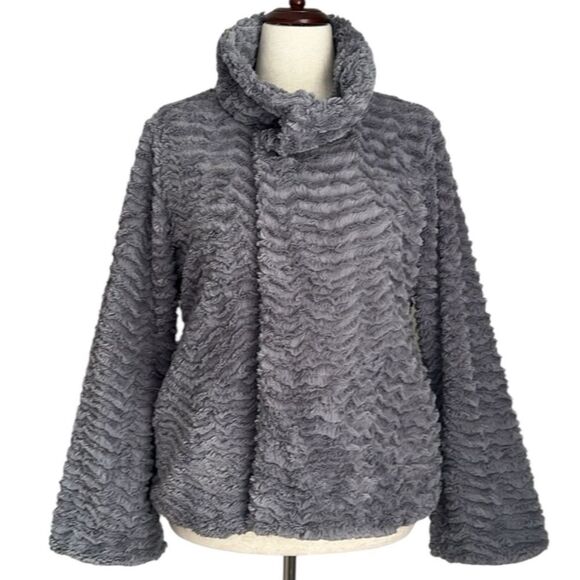 Patagonia Women’s Pelage Fleece Faux Fur Gray Zip-Up Snap Jacket Size M - Picture 1 of 11